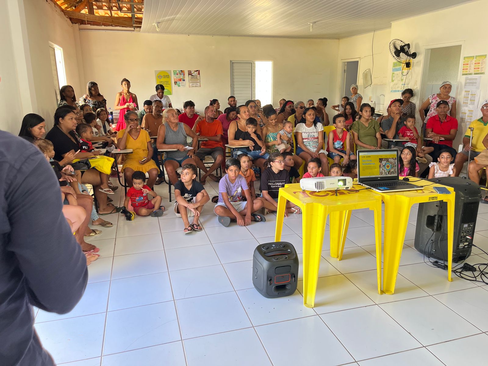 COZINHA COMUNITARIA RESIDENCIAL DOM MAURO