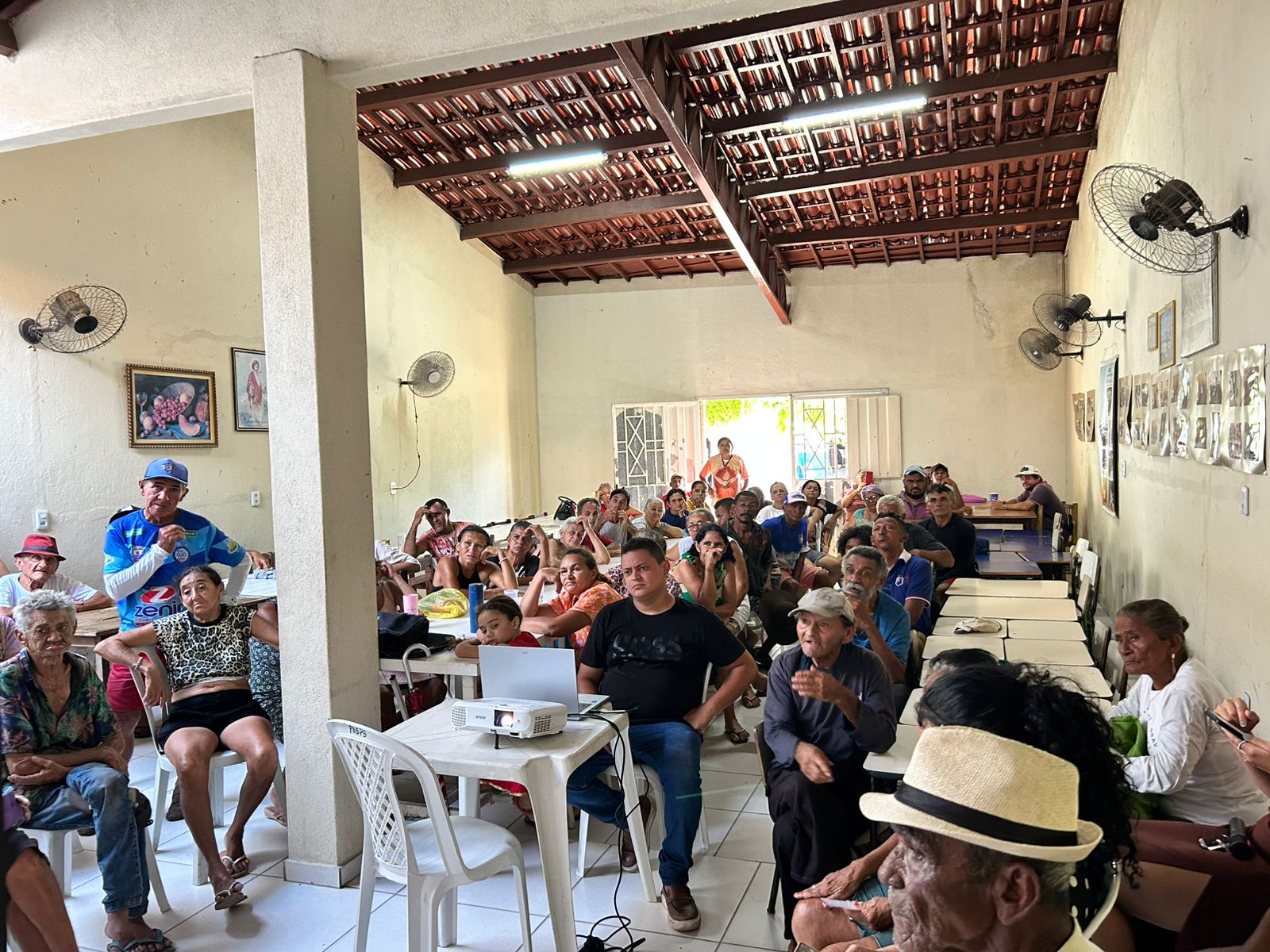 COZINHA CASA DE ACOLHIMENTO PADRE JOSÉ MARQUES