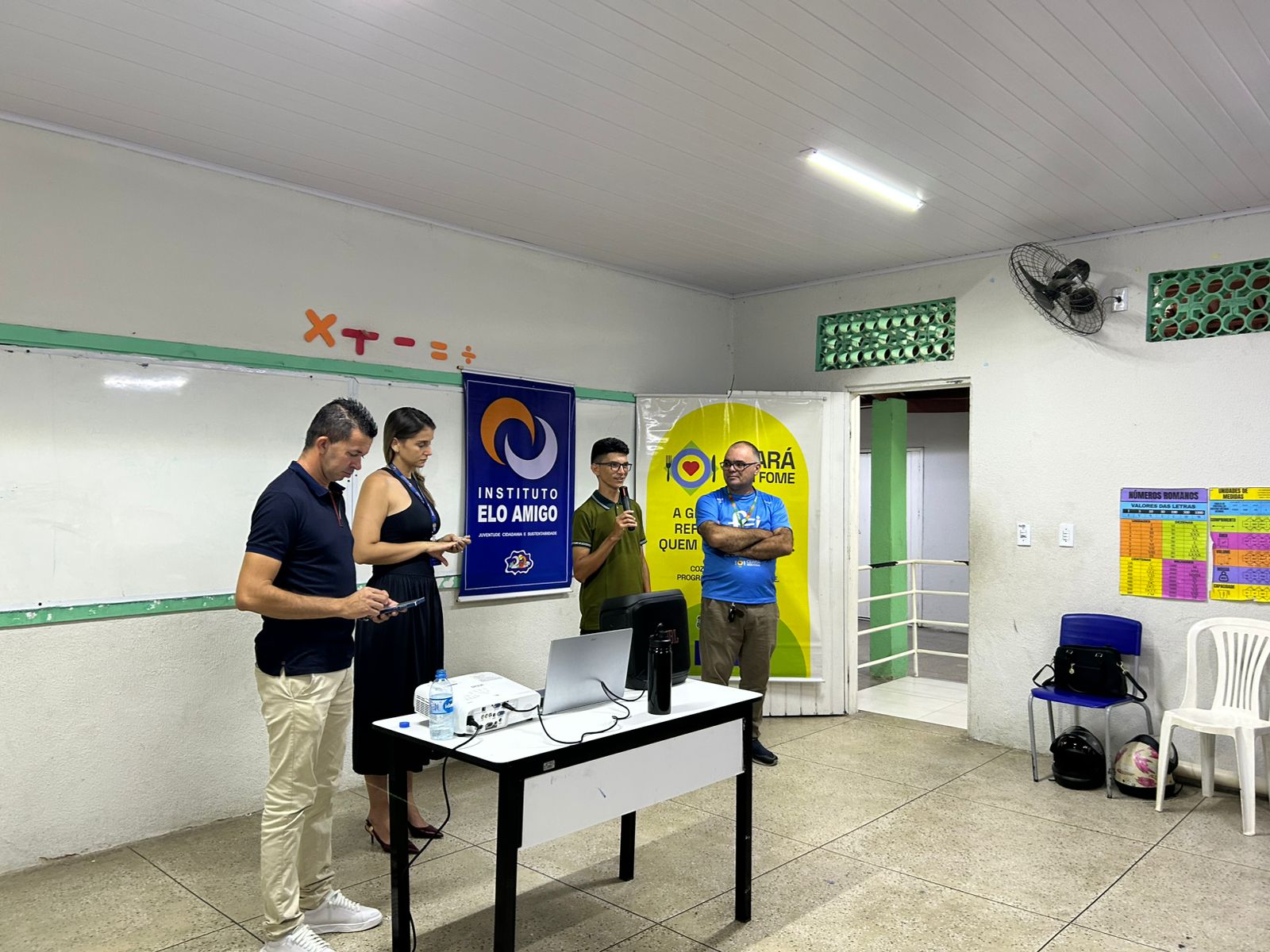 COZINHA ASSOC. DOS MORADORES DO BAIRRO CHAPADINHA -AMBC
